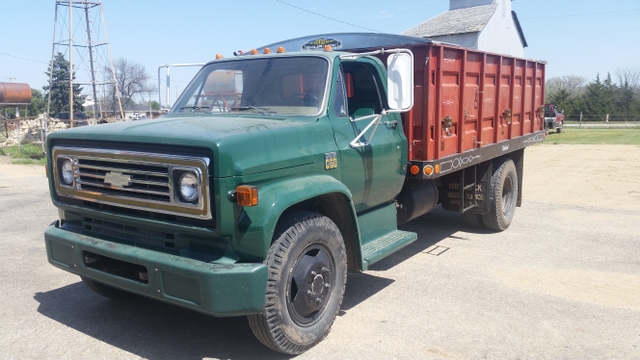 Chevy C60 Truck w/ 350 Bu. Grain Box - Nex-Tech Classifieds