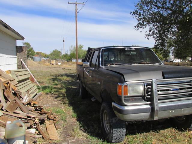 I need l-9000 ford dump truck - own owner only #2
