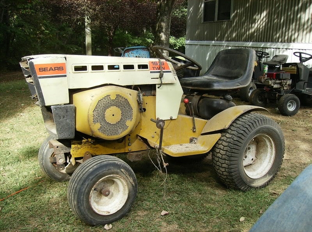 Riding Lawn Mowers for Sale Tractors for - John Deere US