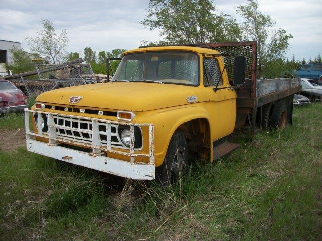 Ford f600 flatbed #8