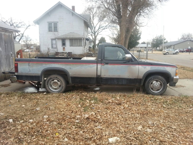 92 Dodge Dakota - Nex-Tech Classifieds