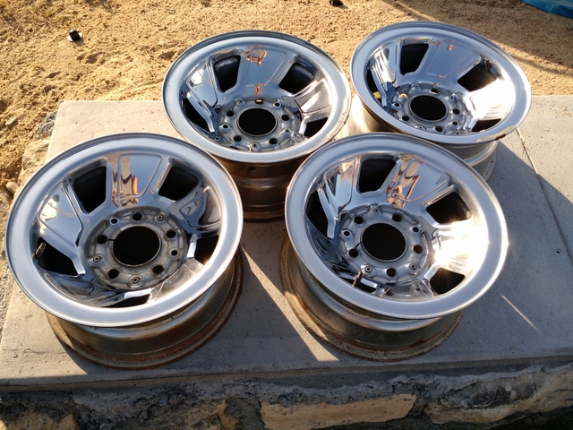 5x5-5-ford-f150-f100-chrome-15-wheels-rims-5-bolt-f-150-100