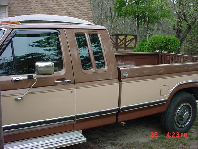 1986 Ford f 250 extended cab #2