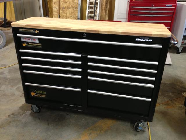 Tool boxes for sale. Freight damaged and warranty returns 