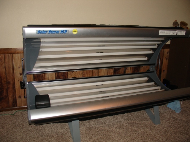 Wolff Systems Sun Storm 16R 16-lamp Home Tanning Bed - Nex-Tech Classifieds