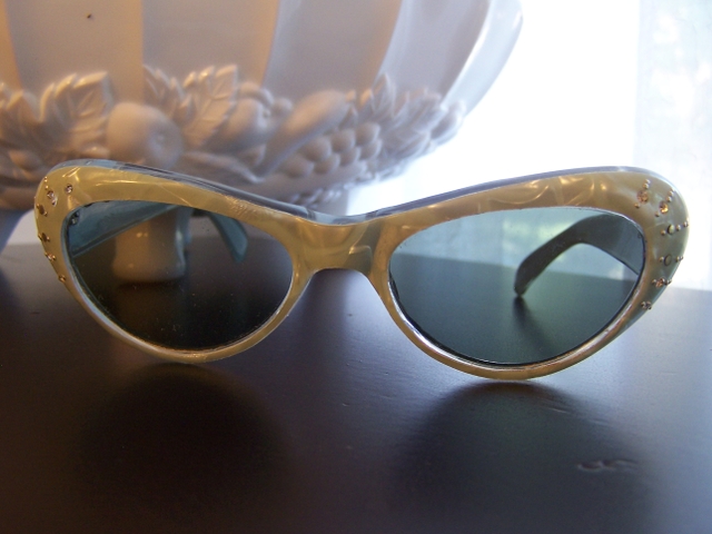 1950s Italian Cat Eye Sunglasses Aqua Mother of Pearl Marble - Nex-Tech ...