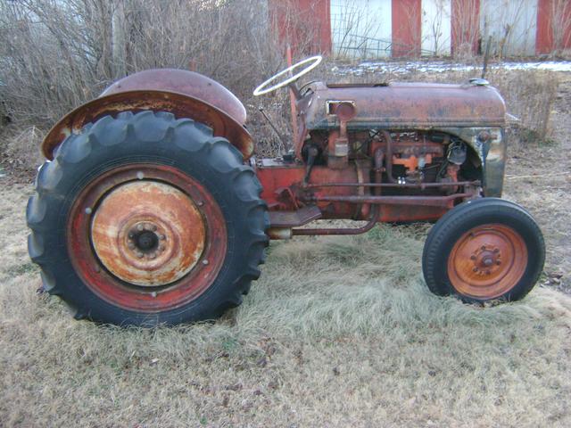 Rebuilding a ford 8n tractor #10